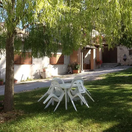 Sotto L'arco - Il Granaio Apartament Barete