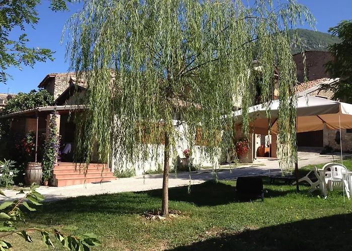 Sotto L'arco - Il Granaio Barete